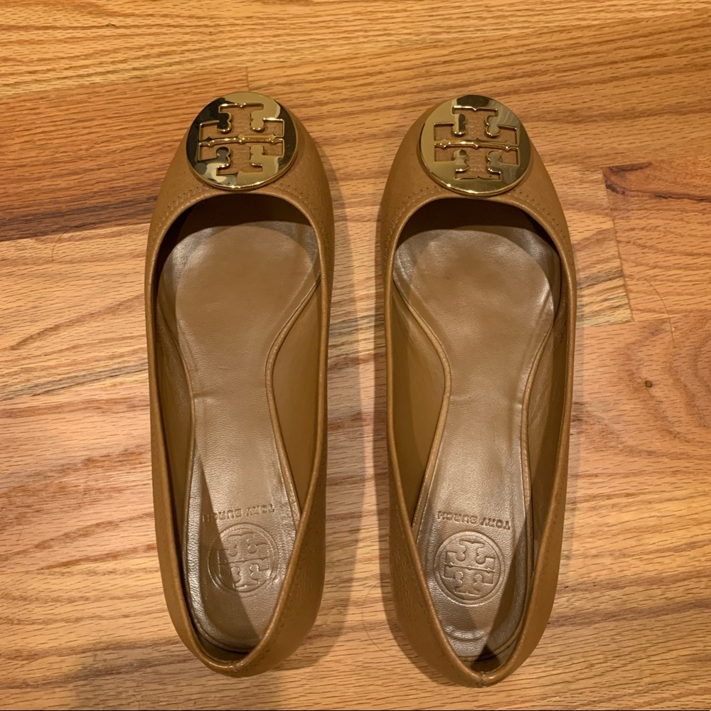 Tory Burch flats in size 9 brown color